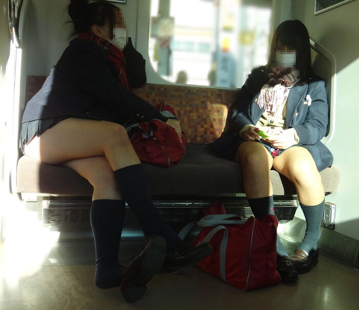[With images] Why are JK's thighs so thick? 6th image