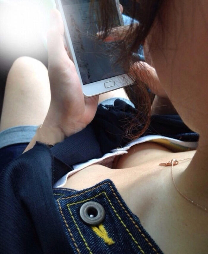 Erotic images full of highlights of amateur breast chillers 36th image