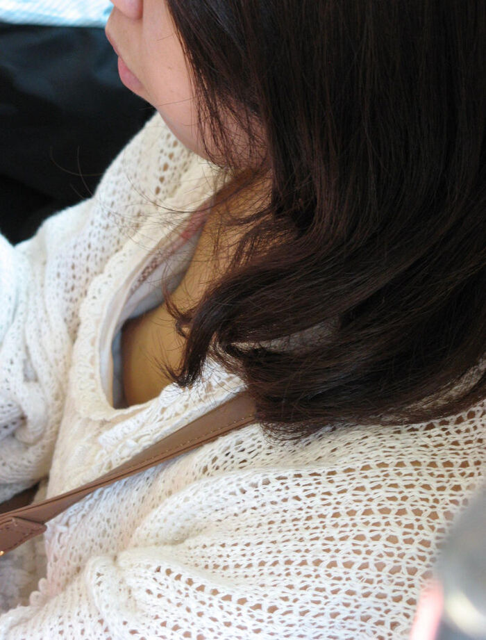 Erotic images full of highlights of amateur breast chillers 61th image