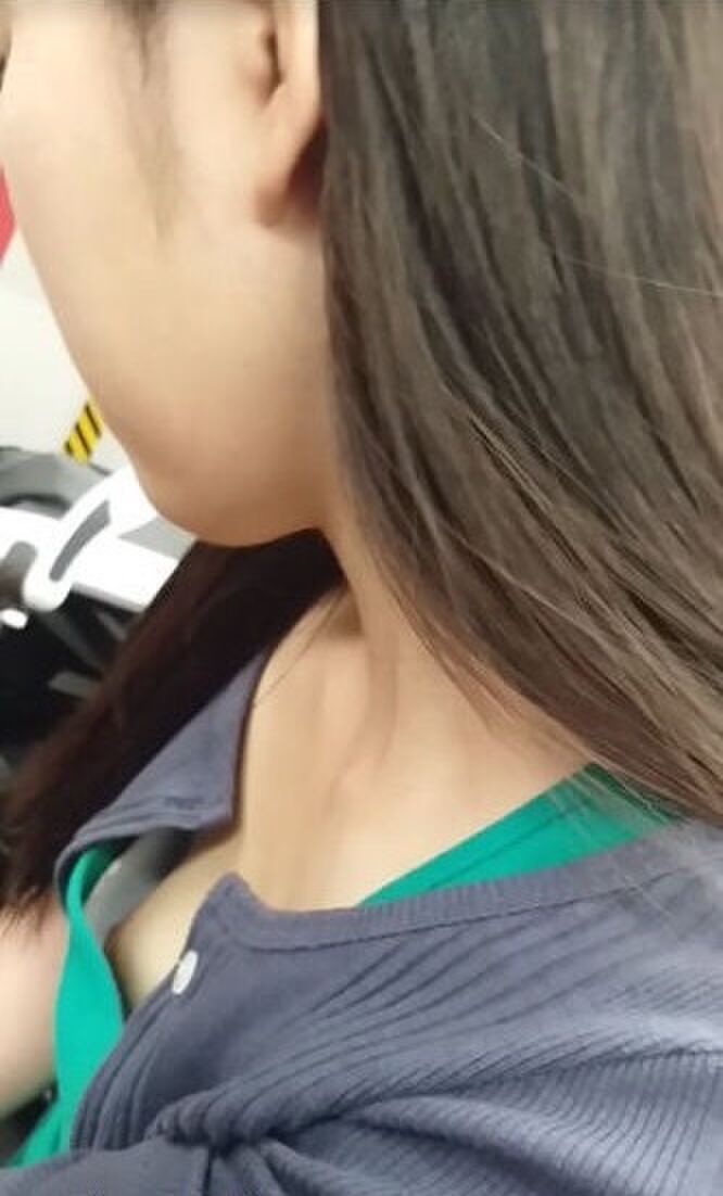 Erotic images full of highlights of amateur breast chillers 89th image
