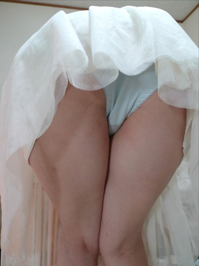 An amateur girl who provides masturbation by herself 43th image
