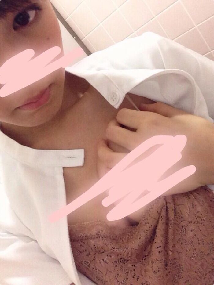 Erotic images that you can't stop taking cosplay selfies 48th image