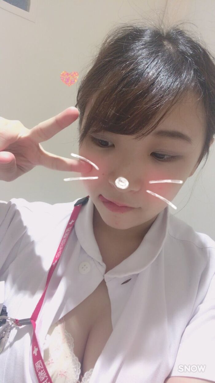 Erotic images that you can't stop taking cosplay selfies 49th image