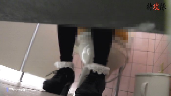 【Voyeur】Six months have already passed since I installed a camera in the women's restroom at the university. 2th image