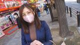 【AV画像】美島由紀 昼間からほろ酔いでホテルに連れ込まれる眼鏡美女 25枚