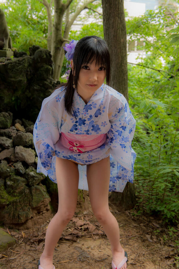 layer erotic image of peeing in cosplay 41th image