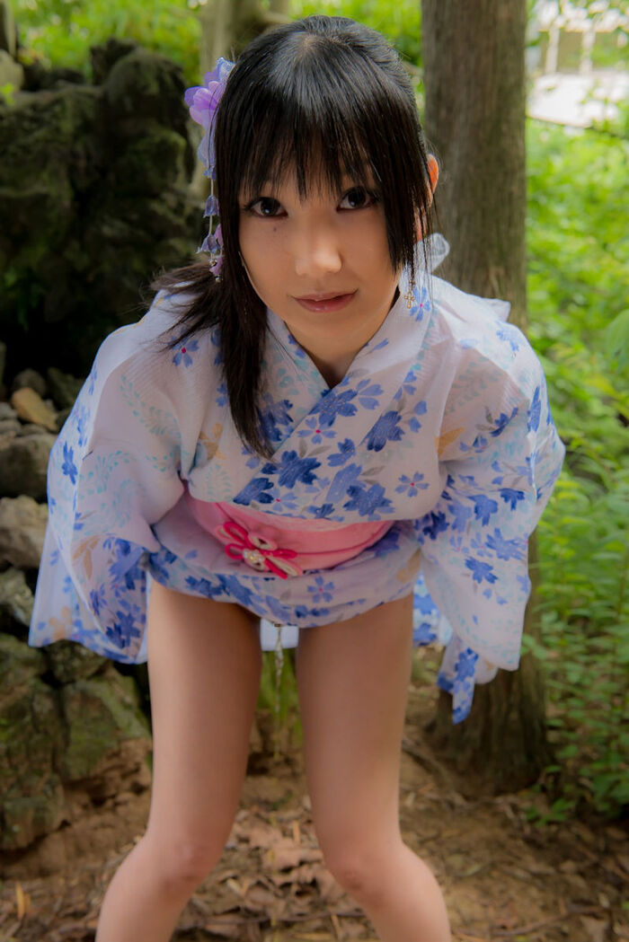 layer erotic image of peeing in cosplay 42th image