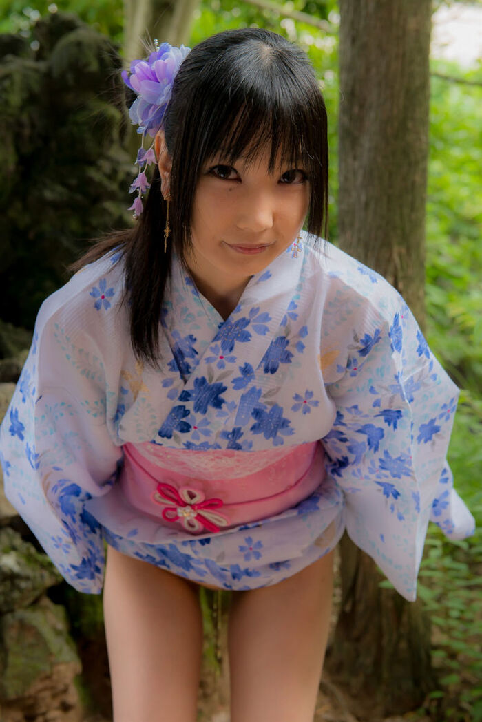layer erotic image of peeing in cosplay 45th image