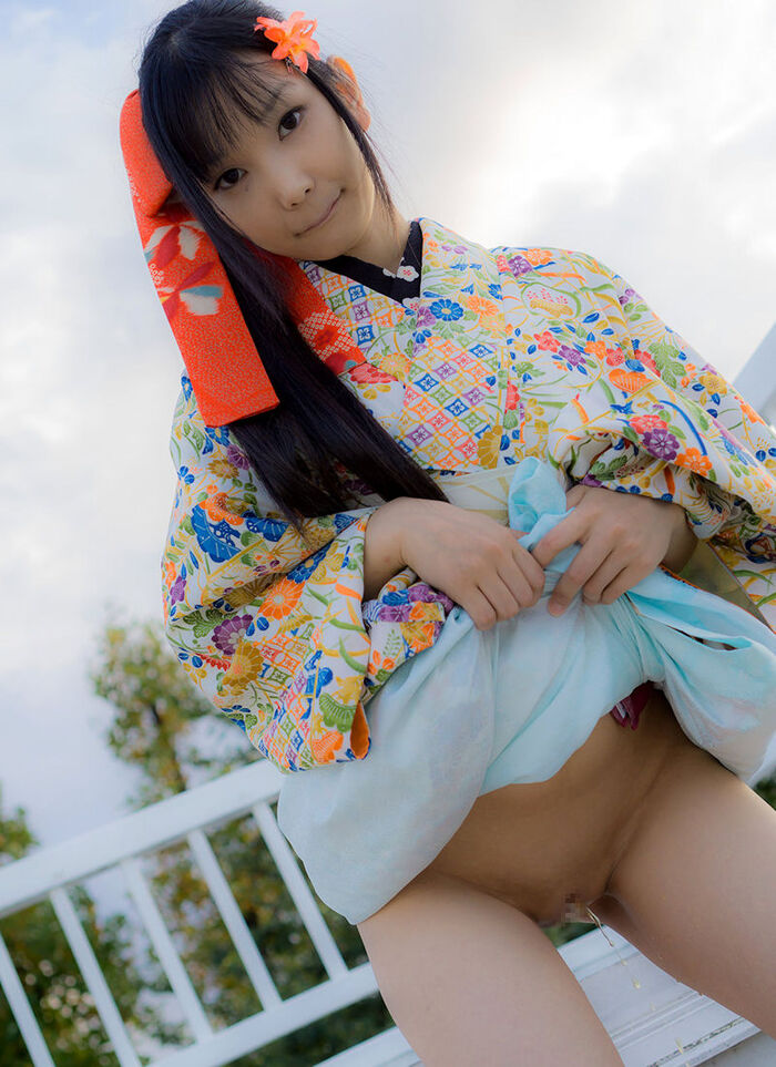 layer erotic image of peeing in cosplay 48th image