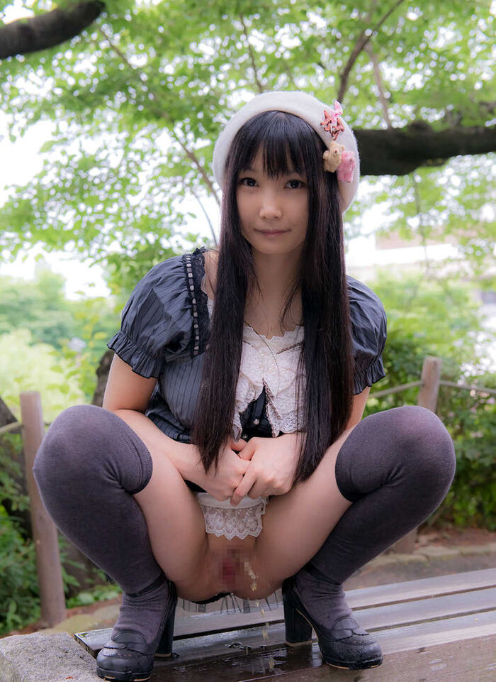 layer erotic image of peeing in cosplay 50th image
