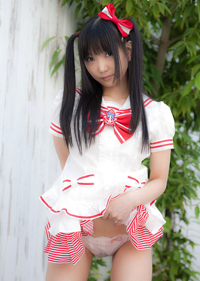 layer erotic image of peeing in cosplay 56th image