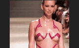 【Image】Here is the cutting-edge fashion shown at the fashion show