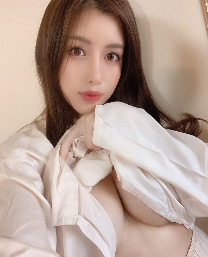 【3D】Erotic images of enjoying protruding breasts Part.5 50 photos (Underboobs) 37th image