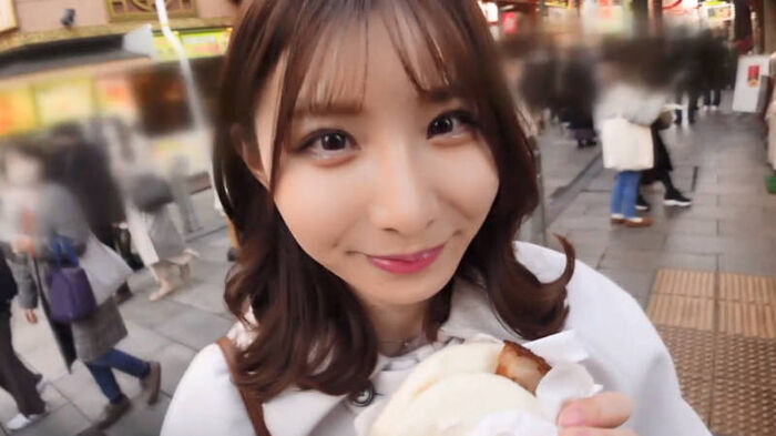 AV of eating around gonzo date with cute girlfriend 10th image