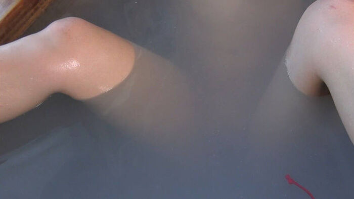 Erotic image of taking off a swimsuit in the bath 50th image