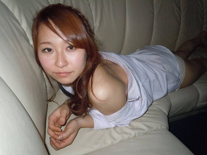 Erotic images of sexy gals with shoulders out 67th image