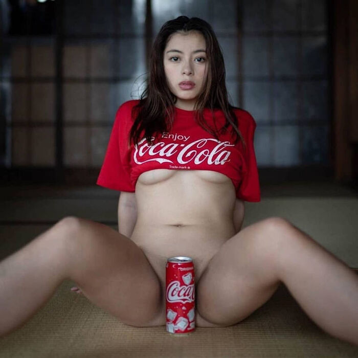 Erotic images that just hide 59th image