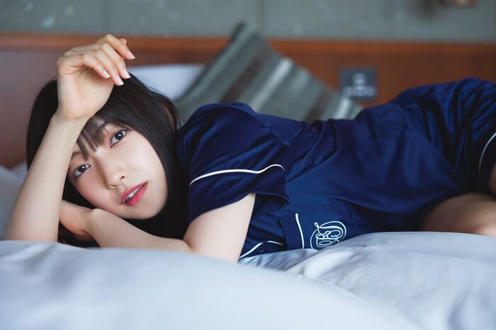 櫻坂46大園玲、ランジェリー姿の画像がセクシーすぎてガチでヤバいww1st写真集「半分光、半分影」の下着姿カットにファン衝撃！ 22th image