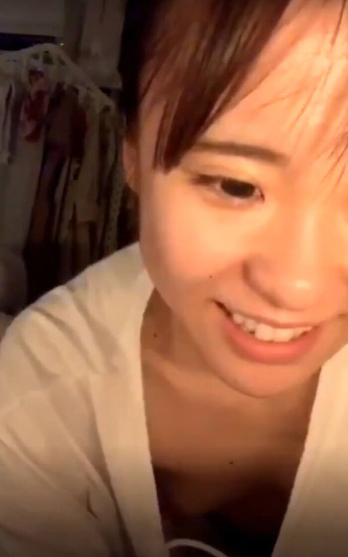Erotic images of cute beautiful streamers 25th image