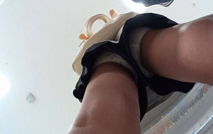 Panty shot erotic image of culotte skirt 50th image