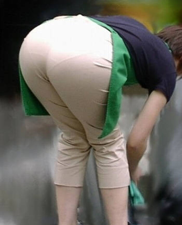 Working Woman's Sheer Ass Erotic Image 9th image