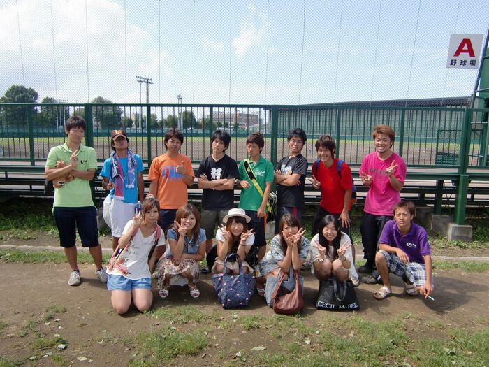 There is a group photo zoom where you can enjoy looking for panchira! 5th image