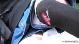 【eros1679座りパンチラ】無防備に寝っ転がりキュロットから白の綿Pをハミパンする白くプリプリの太ももが美味しそうな若い娘