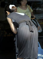 [Image] A married woman wears a T-back so that her panties cannot be seen through, but she is caught by sunlight ...