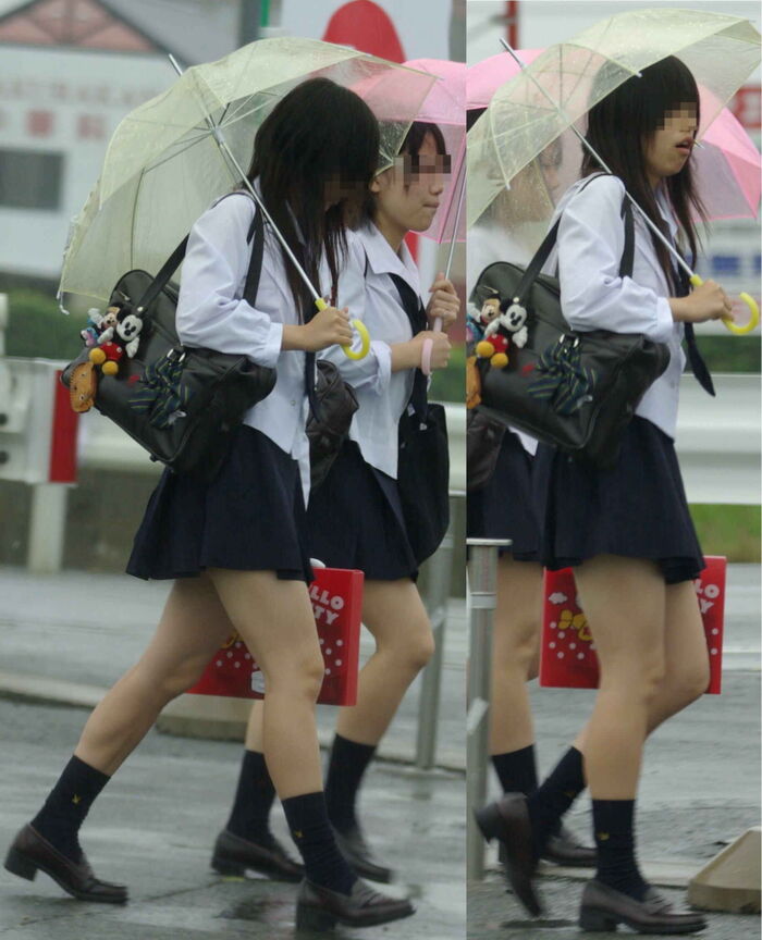 High school girls going to and from school in the rain are sexy ... Erotic images taken in the city that are excited by the body of wet growth 6th image