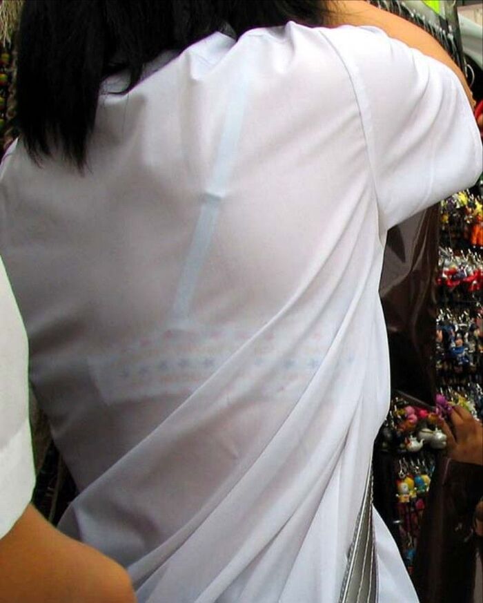 The bra that you can see through is sexy... Erotic images taken in the city that get excited by an amateur's sexy sheer bra 20th image
