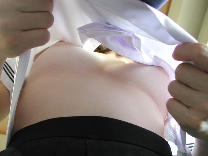 [Image] Small breasts, it turns out to be erotic when you think about it wwwww 13th image