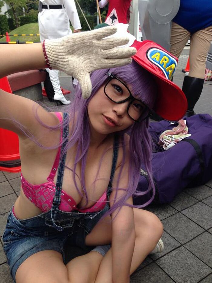 - Full of lascivious! Image of a cosplayer showing off a crazy cosplay at the Comiket venue 9th image