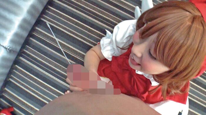 スケベなコスプレイヤーの手コキがやばい…めちゃくちゃエロ過ぎて即射精レベル！ドスケベレイヤーの手コキ画像 16th image