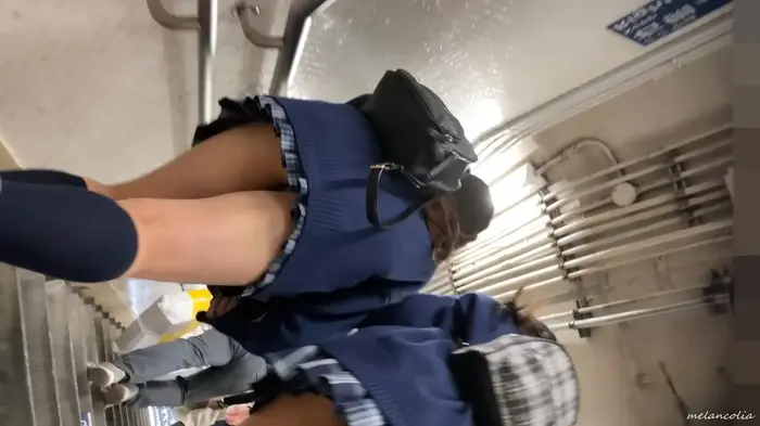 [upskirrt899 upside-down shooting JK] Pre-pri's buttocks are fully visible T-back wearing cool feeling miniskirt JK 16th image
