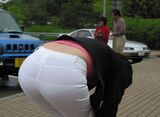 - [Sheer pan erotic image] This is just a pervert ... A sheer bread girl who increases in spring! White skirt and pants with underwear transparent www