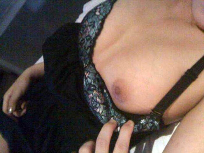 - [Amateur nipple erotic image] Mischief to her sleeping ... An amateur girl who exposes her nipples to the whole world without knowing www 10th image