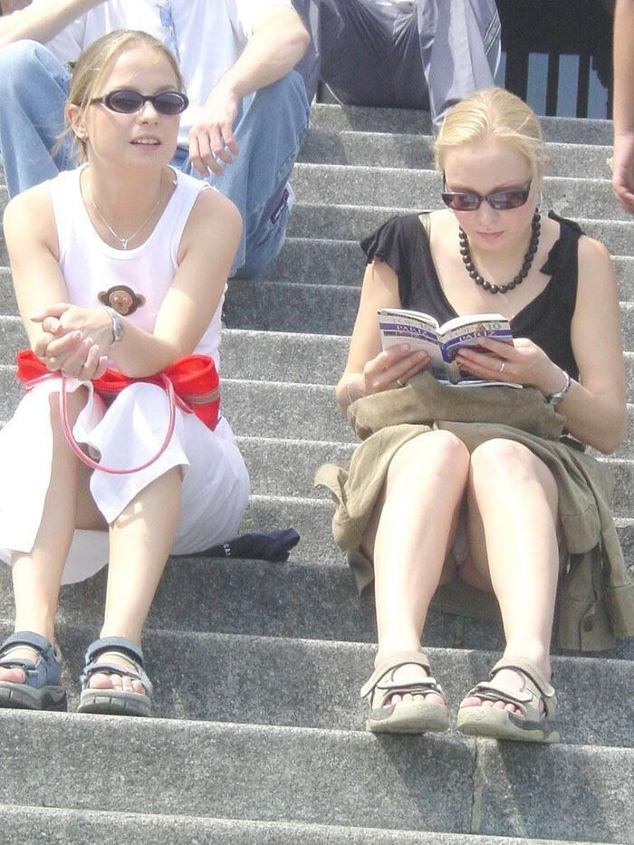 Summary of panchira images taken by foreign women in the city 2th image