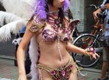 [Sambaero image] On the verge of porori! Even small children are watching... Japan's samba event that dances crazy with super intense costumes is extremely erotic www