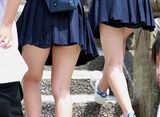 - [Miniskirt JK erotic image] This is a natural girl! - Smooth thighs are really cute! in the image of healthy bare feet of a miniskirt schoolgirl www