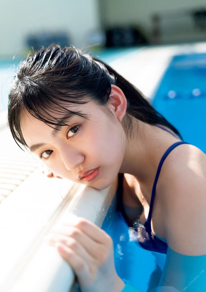 [Luna Toyoda 2] A photo collection image of the bewitching 19-year-old JD who is currently 19 years old with an erotic E-cup superb body that won the Miss Maga 2019 Grand Prix 18th image