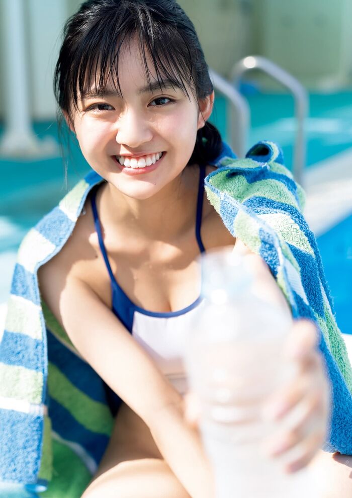 [Luna Toyoda 2] A photo collection image of the bewitching 19-year-old JD who is currently 19 years old with an erotic E-cup superb body that won the Miss Maga 2019 Grand Prix 20th image
