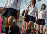 - [Summer clothes JK town shooting image] A high school girl in summer clothes who is unintentionally uneven! The body of the growth period is irresistible www
