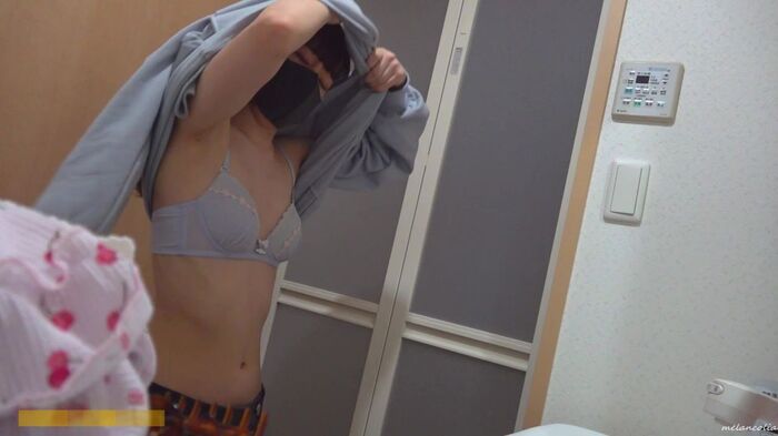 [eros1164 dressing room voyeur] A beautiful young girl who is using a private lodging where her A-cup small breasts and small nipples are taken in the dressing room 4th image