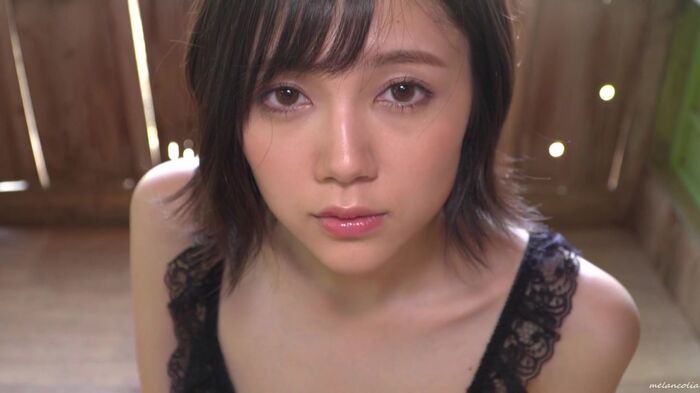 [Remu Suzumori 4] Image video 2 where erotic nipples and fair-skinned F cups that can be seen from Sukesuke's costume enjoy an erotic wonderful limb body 2th image