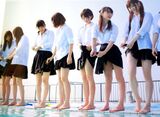 - [Beautiful legs JK erotic image] Gu ~ licking ぇぇぇ! !! The beautiful legs of a high school girl who involuntarily collapses reason are dangerous wwww