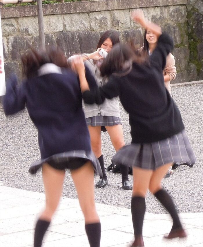 Burtila image! JK that takes measures against panchira with peace of mind even if the skirt is turned up 11th image