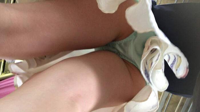 Burtila image! JK that takes measures against panchira with peace of mind even if the skirt is turned up 3th image
