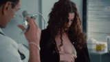 [GIF] Actress Anne Hathaway's nipples ban lifted! → Believer: "Oooooh!"