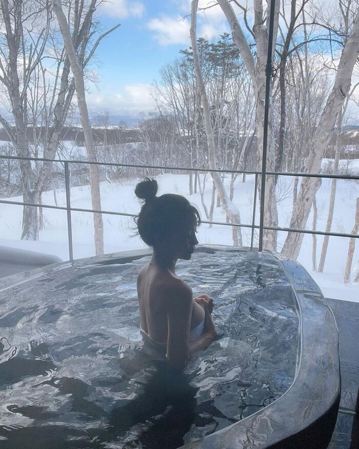 Insta curse to expose to bathing for follower earning wwww 2th image