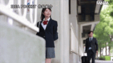 [AV image GIF] Emma Futaba 17 beautiful girl school girls rushing to the hotel where her friend's father is staying